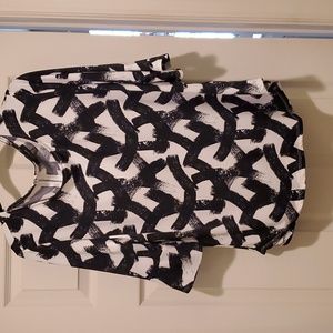 Black-and-white woman shirt